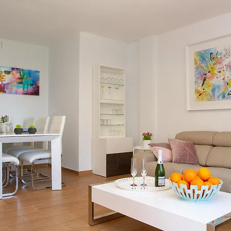 Lydia Uno Apartment Torremolinos